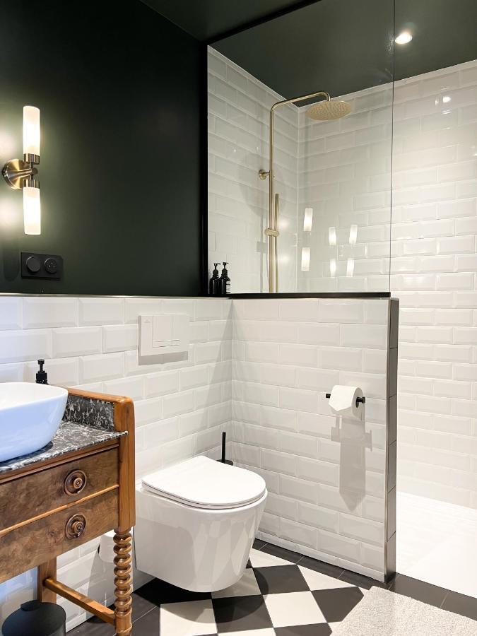 Le Baumann Concept: Appartement De Charme Dans Un Monument Historique Colmar Luaran gambar
